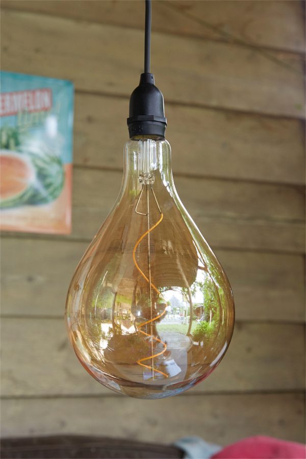 Raindrop Outdoor Light