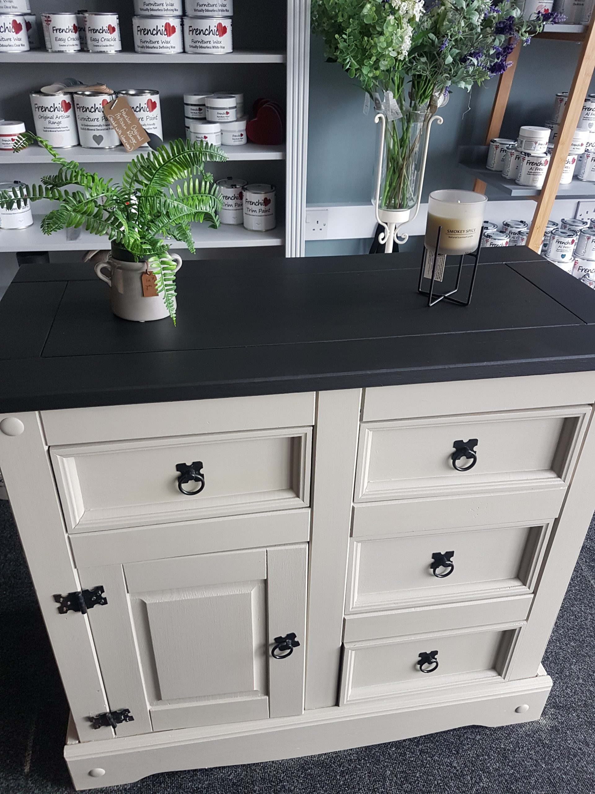 Sideboard/Console Table